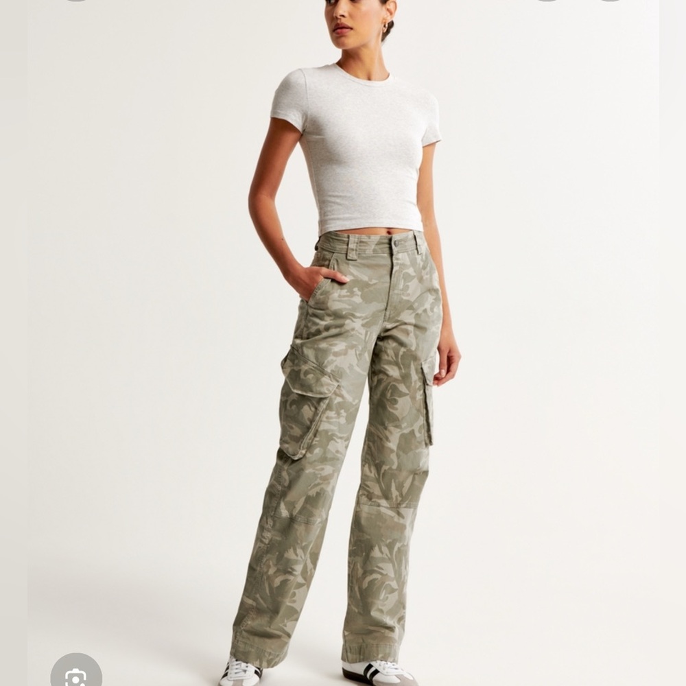Abercrombie & Fitch Camo Cargo Pants